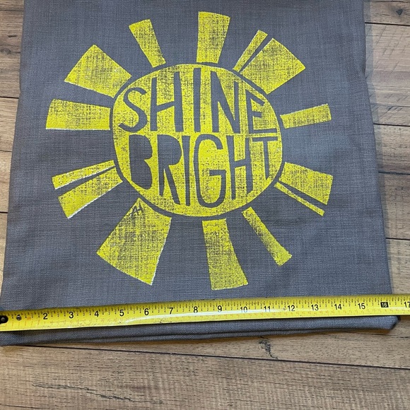 Shine Bright gray and yellow pillow cover - Picture 4 of 4